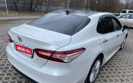 Toyota Camry, 2019 год, 3 100 000 рублей, 7 фотография