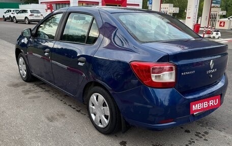 Renault Logan II, 2018 год, 380 000 рублей, 4 фотография