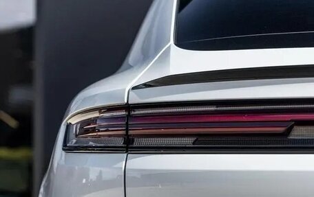 Porsche Cayenne III, 2024 год, 17 670 000 рублей, 14 фотография