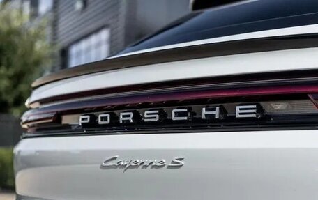 Porsche Cayenne III, 2024 год, 17 670 000 рублей, 15 фотография