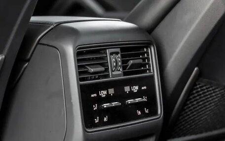 Porsche Cayenne III, 2024 год, 17 670 000 рублей, 31 фотография