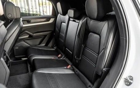 Porsche Cayenne III, 2024 год, 17 670 000 рублей, 30 фотография