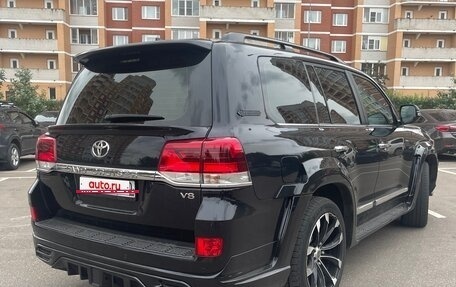 Toyota Land Cruiser 200, 2017 год, 7 600 000 рублей, 3 фотография
