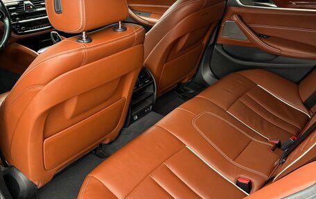 BMW 5 серия, 2019 год, 2 985 000 рублей, 11 фотография