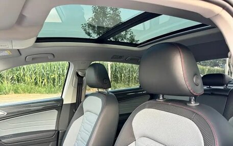 Volkswagen Tiguan II, 2022 год, 2 950 000 рублей, 12 фотография