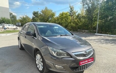 Opel Astra J, 2011 год, 560 000 рублей, 1 фотография