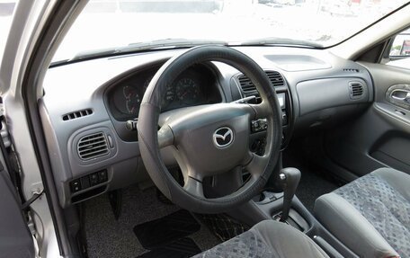 Mazda 323, 2001 год, 297 000 рублей, 13 фотография