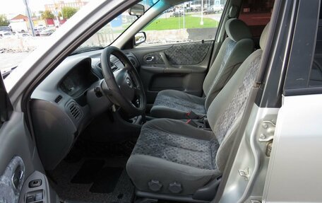 Mazda 323, 2001 год, 297 000 рублей, 12 фотография
