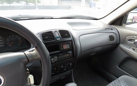 Mazda 323, 2001 год, 297 000 рублей, 19 фотография