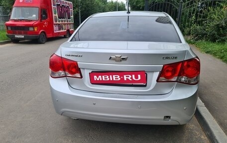 Chevrolet Cruze II, 2010 год, 525 000 рублей, 5 фотография