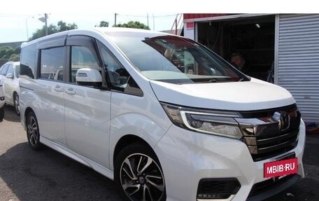 Honda Stepwgn IV, 2018 год, 1 580 000 рублей, 5 фотография