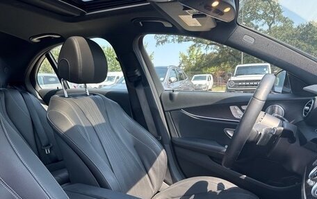 Mercedes-Benz E-Класс, 2022 год, 5 530 038 рублей, 26 фотография