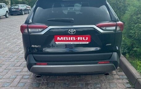 Toyota RAV4, 2020 год, 3 000 000 рублей, 5 фотография