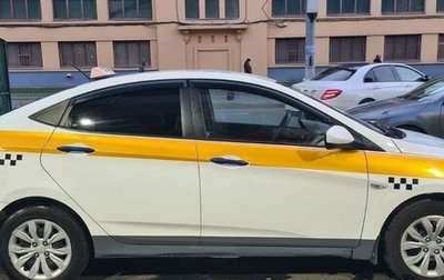 Hyundai Solaris II рестайлинг, 2016 год, 520 000 рублей, 1 фотография