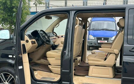 Volkswagen Multivan T5, 2005 год, 1 230 000 рублей, 10 фотография