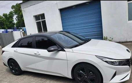 Hyundai Elantra, 2022 год, 1 500 000 рублей, 4 фотография