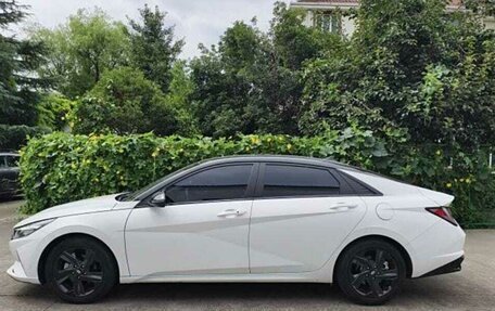Hyundai Elantra, 2022 год, 1 500 000 рублей, 3 фотография