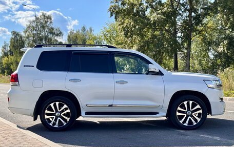 Toyota Land Cruiser 200, 2015 год, 4 800 000 рублей, 3 фотография