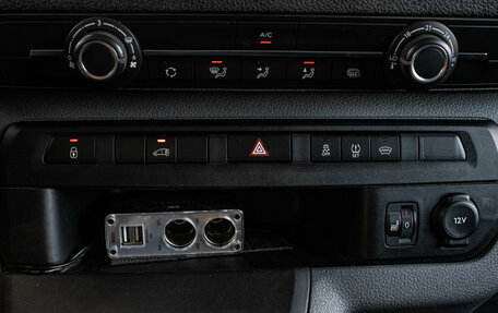 Peugeot Expert, 2019 год, 2 869 000 рублей, 17 фотография