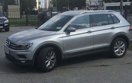 Volkswagen Tiguan II, 2019 год, 1 850 000 рублей, 2 фотография