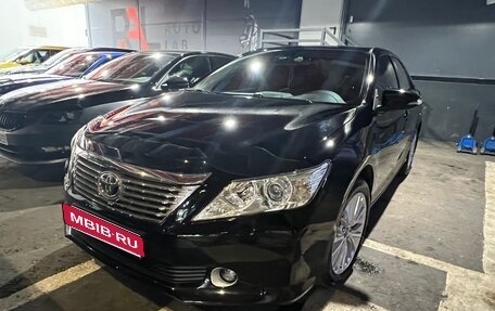 Toyota Camry, 2012 год, 2 350 000 рублей, 3 фотография