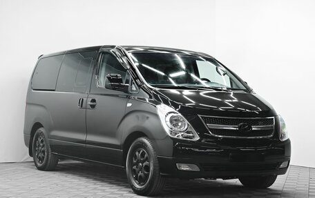 Hyundai Grand Starex Grand Starex I рестайлинг 2, 2009 год, 1 195 000 рублей, 2 фотография