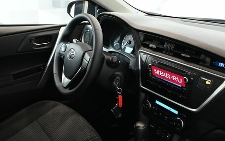 Toyota Auris II, 2014 год, 1 279 000 рублей, 13 фотография