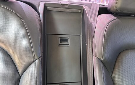 Audi A8, 2011 год, 1 950 000 рублей, 19 фотография