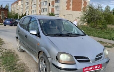Nissan Almera Tino i, 2001 год, 155 000 рублей, 2 фотография