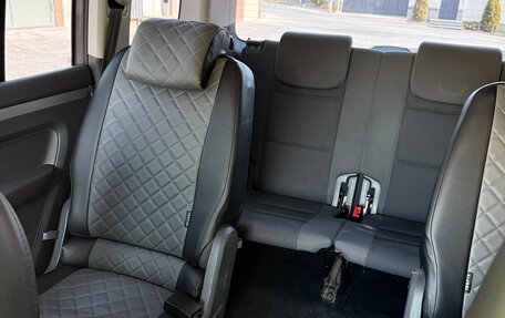 Volkswagen Touran III, 2012 год, 1 300 000 рублей, 14 фотография