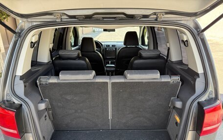 Volkswagen Touran III, 2012 год, 1 300 000 рублей, 13 фотография