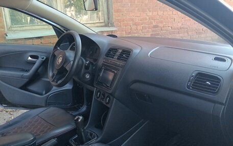 Volkswagen Polo VI (EU Market), 2013 год, 850 000 рублей, 8 фотография