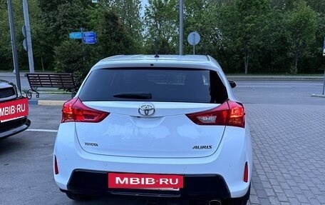 Toyota Auris II, 2014 год, 1 150 000 рублей, 2 фотография