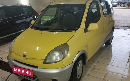 Toyota FunCargo, 2000 год, 400 000 рублей, 1 фотография