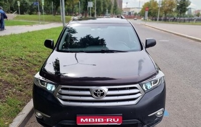 Toyota Highlander III, 2012 год, 2 150 000 рублей, 1 фотография