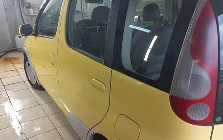 Toyota FunCargo, 2000 год, 400 000 рублей, 4 фотография