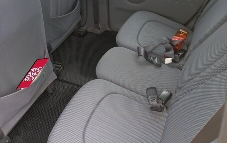 Toyota FunCargo, 2000 год, 400 000 рублей, 17 фотография