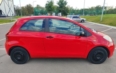 Toyota Yaris III рестайлинг, 2008 год, 480 000 рублей, 6 фотография