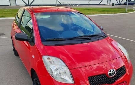 Toyota Yaris III рестайлинг, 2008 год, 480 000 рублей, 4 фотография