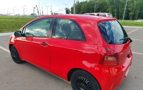 Toyota Yaris III рестайлинг, 2008 год, 480 000 рублей, 11 фотография