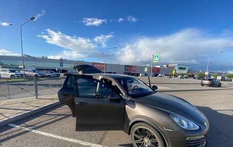 Porsche Cayenne III, 2011 год, 2 100 000 рублей, 3 фотография
