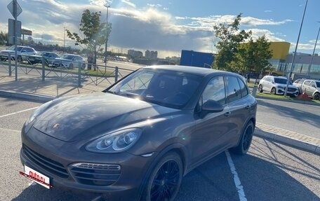 Porsche Cayenne III, 2011 год, 2 100 000 рублей, 2 фотография
