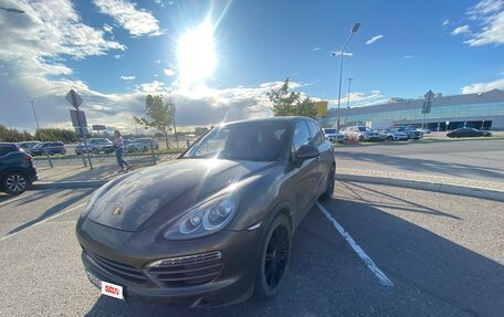 Porsche Cayenne III, 2011 год, 2 100 000 рублей, 10 фотография
