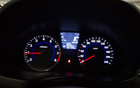 Hyundai Solaris II рестайлинг, 2013 год, 799 950 рублей, 13 фотография
