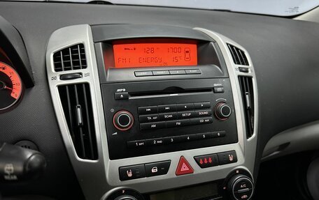 KIA cee'd I рестайлинг, 2009 год, 828 000 рублей, 15 фотография