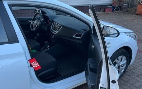 Hyundai Solaris II рестайлинг, 2019 год, 1 450 000 рублей, 18 фотография