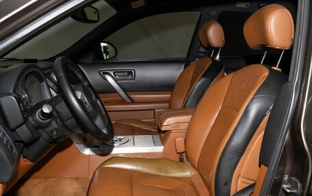 Infiniti FX I, 2003 год, 600 000 рублей, 6 фотография