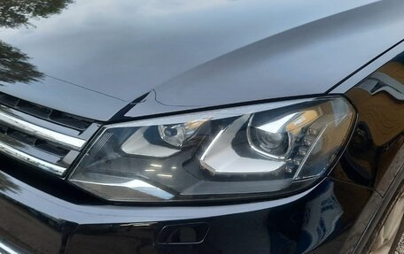 Volkswagen Touareg III, 2012 год, 2 200 000 рублей, 2 фотография