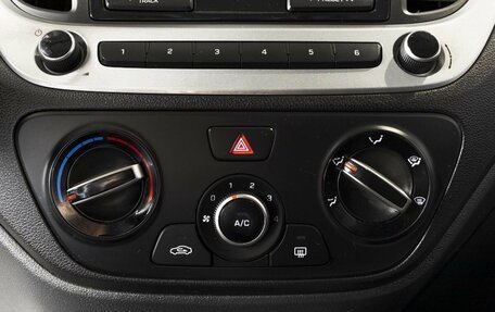 Hyundai Solaris II рестайлинг, 2017 год, 1 121 000 рублей, 9 фотография