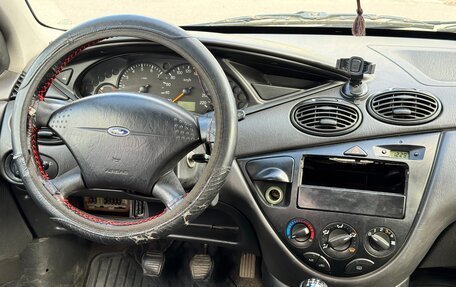 Ford Focus IV, 2001 год, 130 000 рублей, 18 фотография